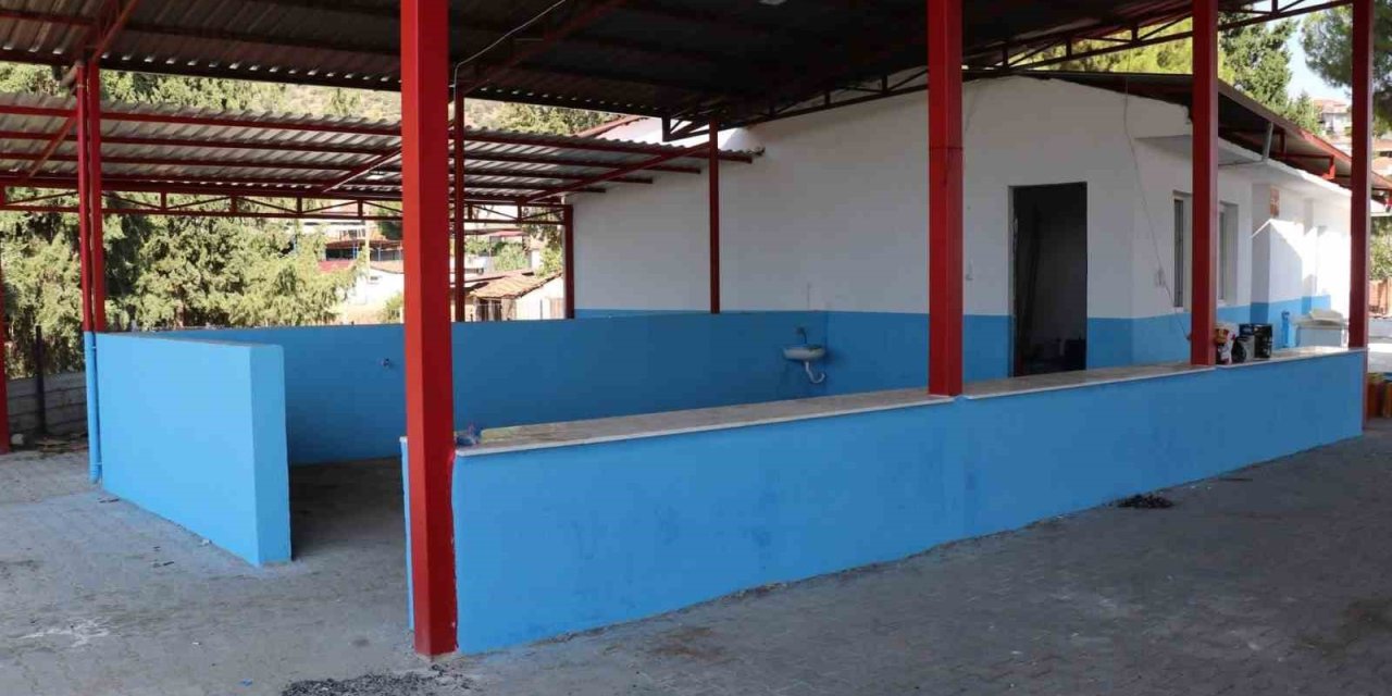 Bozdoğan Belediyesi sosyal tesislerde yenileme çalışmalarına devam ediyor