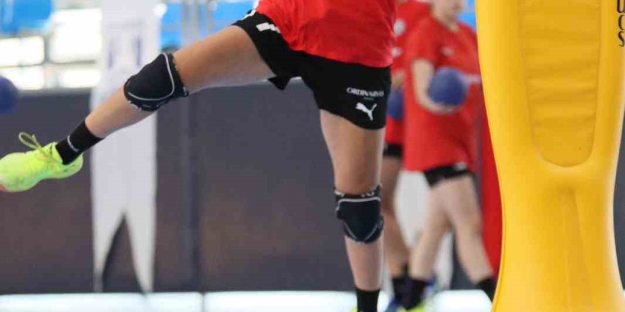 Armada Praxis Yalıkavak sezonu yenimahalle deplasmanında açıyor