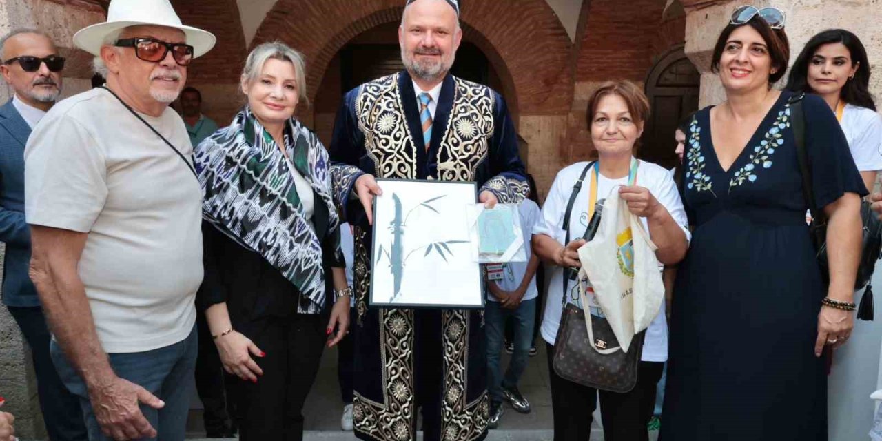 Menemen’de festival coşkusu "Hemhal" ile başladı