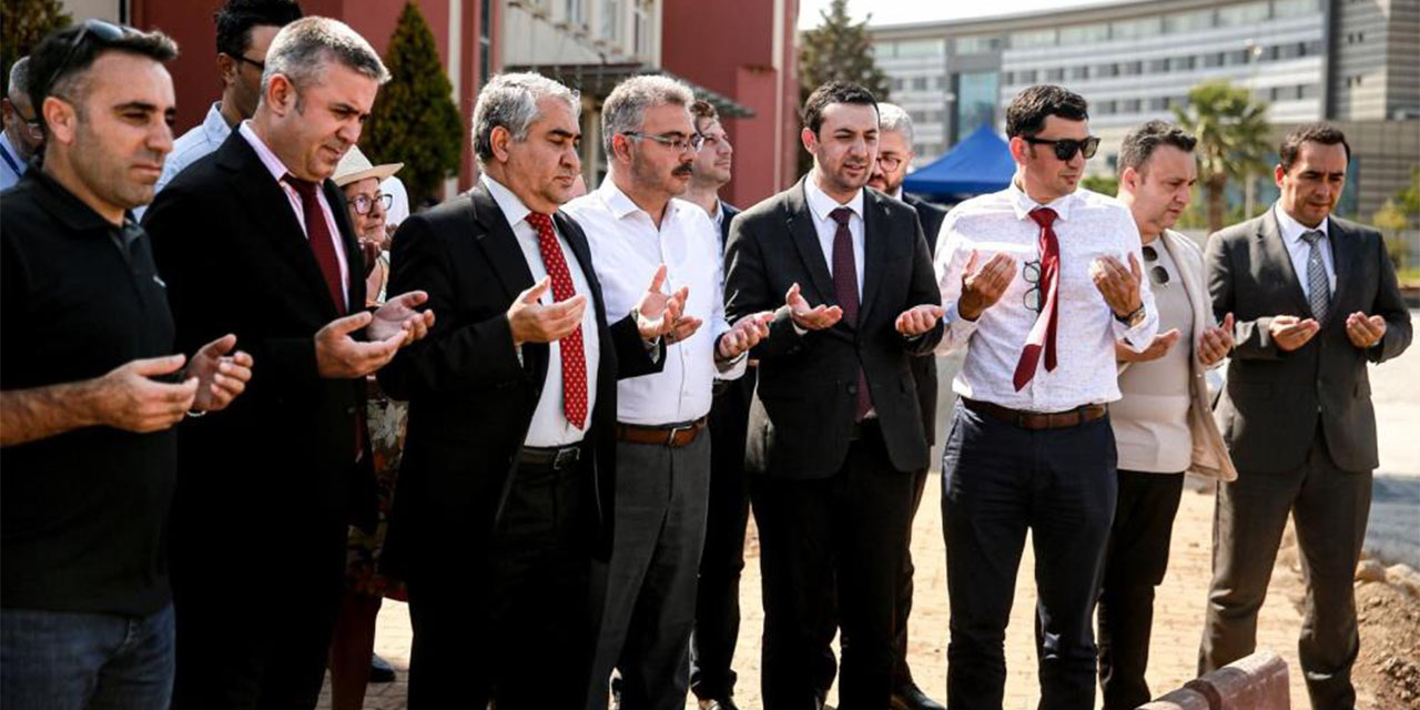 ADÜ Hastanesi'nde yeni poliklinik ve laboratuvar binasının temeli atıldı