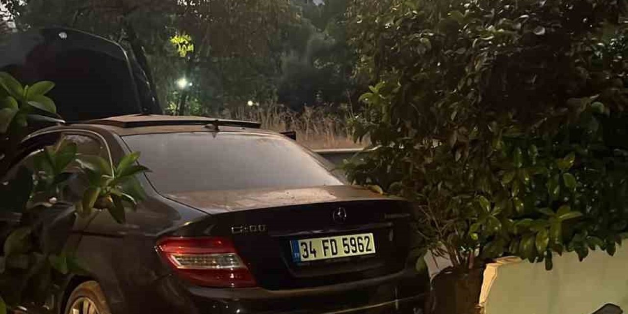 Ortalığı savaş alınana çevirdi, yara almadan kurtuldu