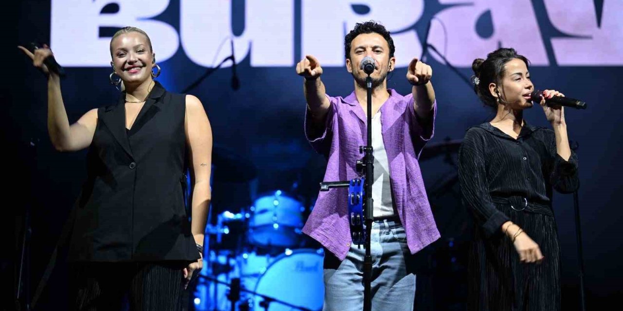 Söke’de kurtuluş günü coşkusu Buray konseriyle taçlandı