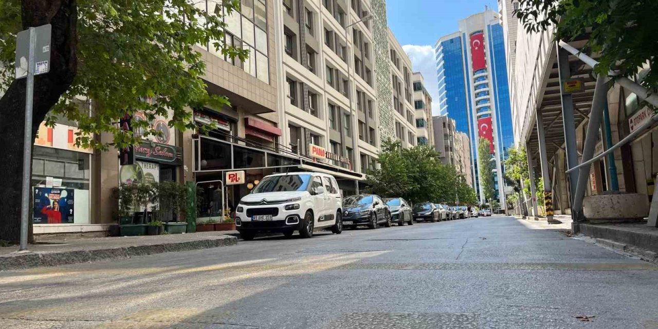 Balıkesir’deki deprem İzmir’de de hissedildi