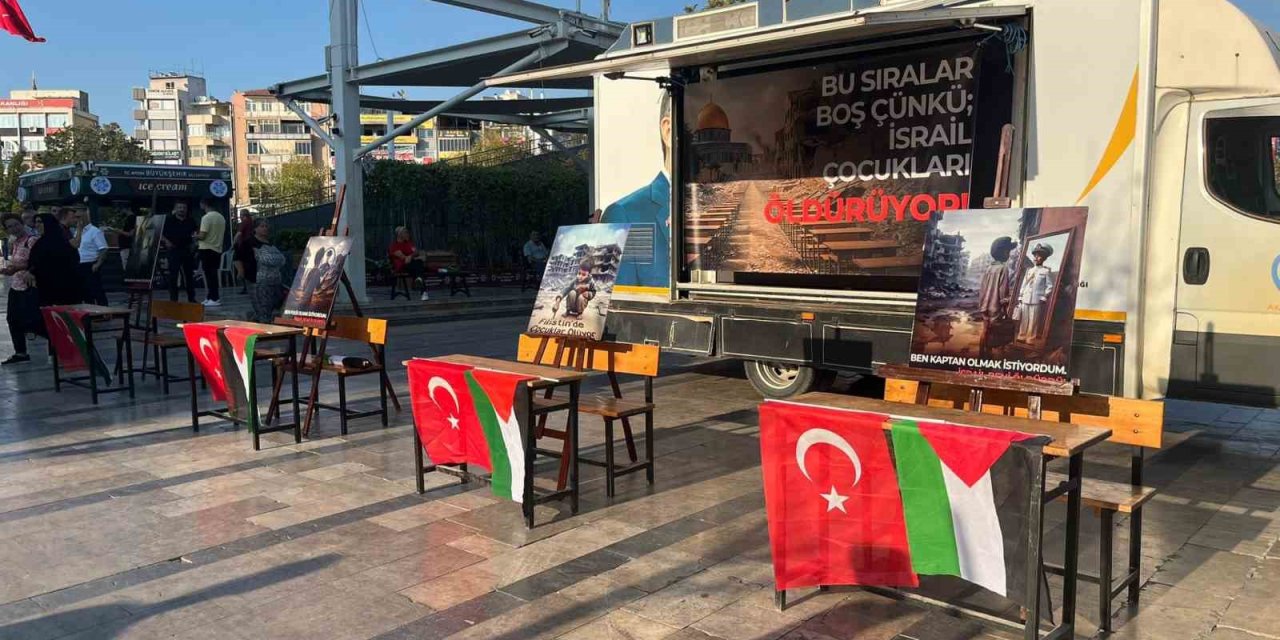Gazze’deki çocuklar için "Boş Sıralar" etkinliği