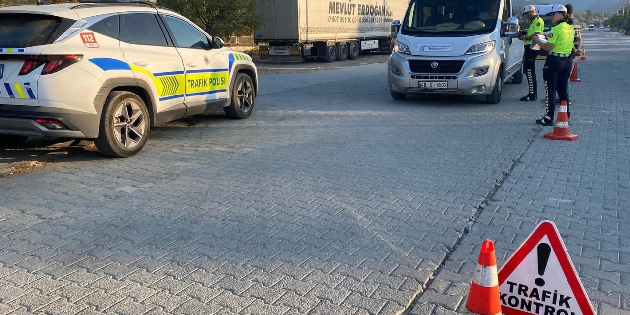 Köyceğiz’de 9 araç sürücüsüne 47 bin lira ceza