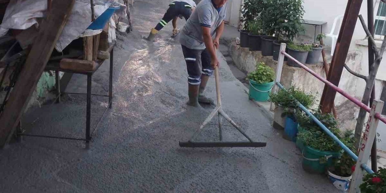 Babadağ’ın Gazi Mahallesinde tamamlanan yol çalışmaların ardından hizmete sunuldu