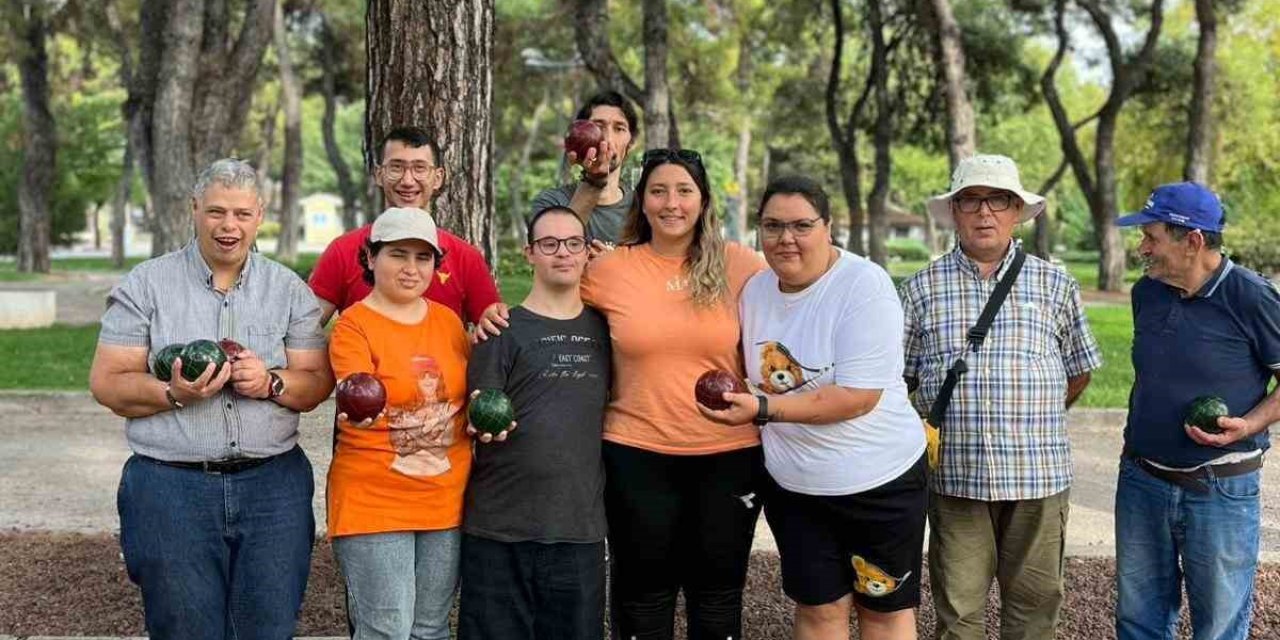 Muğla’da Bocce sporuyla engeller aşılırken dayanışma güçleniyor
