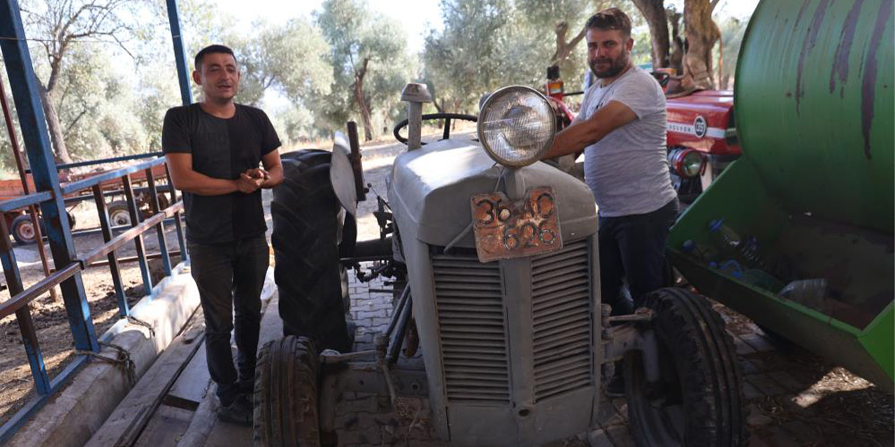 77 yıllık traktör ilk günkü orijinalliğini koruyor