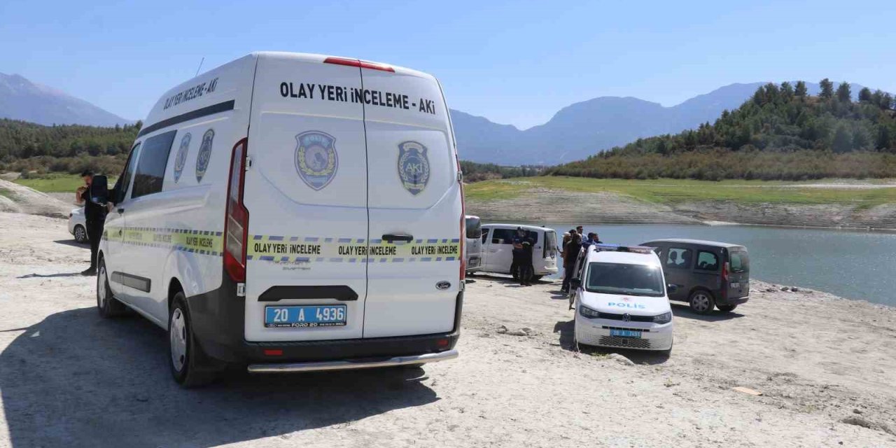 Denizli’de kayıp olarak aranan gencin cenazesini su altı dalgıçları barajda buldu