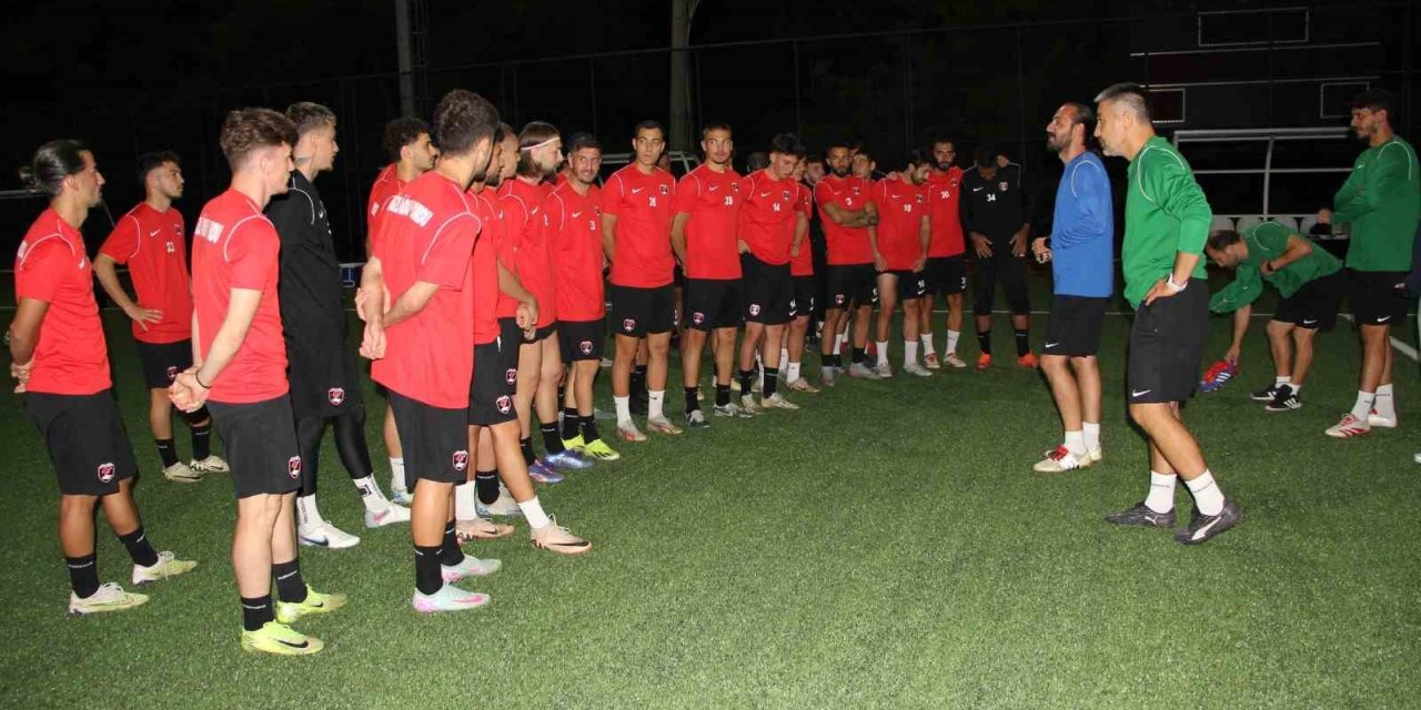 Denizli İdmanyurdu kritik Nazillispor maçı hazırlıklarını sürdürüyor