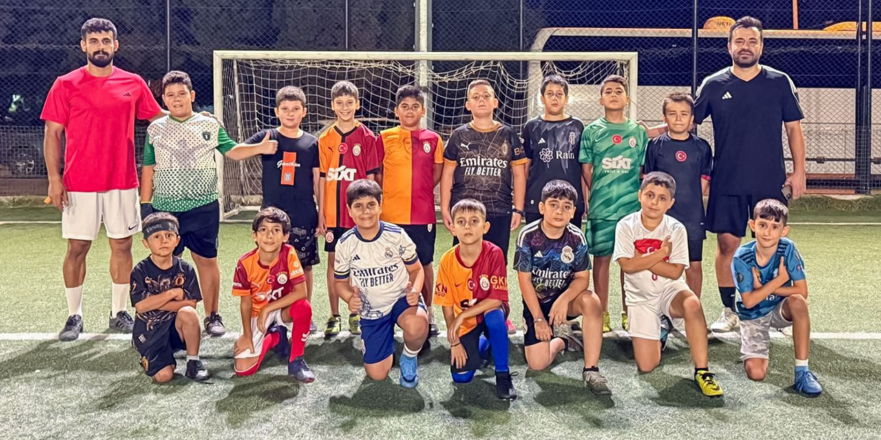 Geleceğin futbolcuları Efeler’de yetişiyor