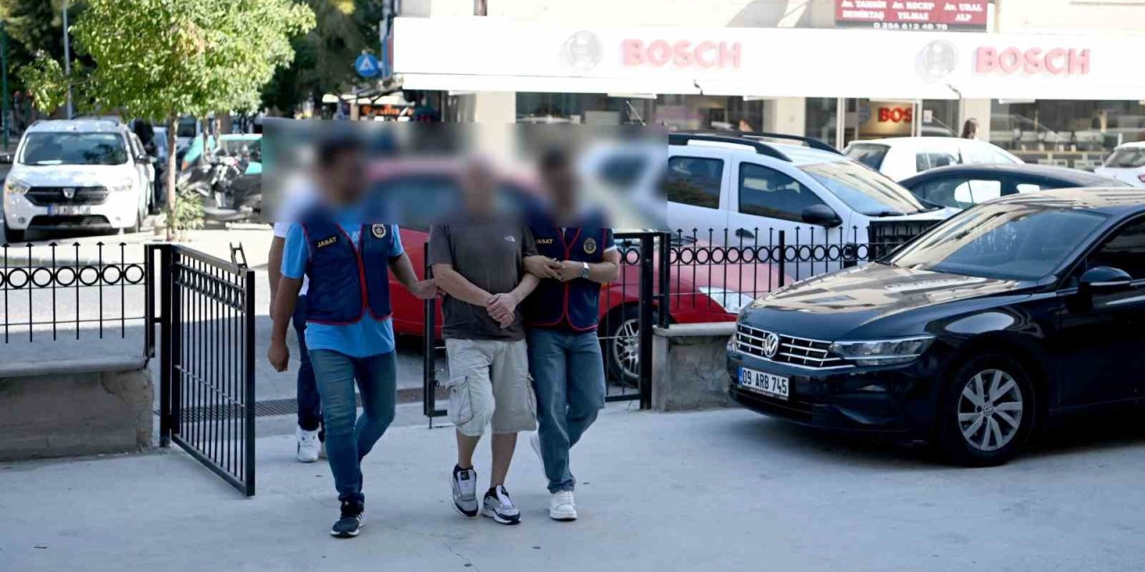 Kuşadası’nda 14 yıl hapis cezası bulunan şahıs JASAT’ın operasyonuyla yakalandı