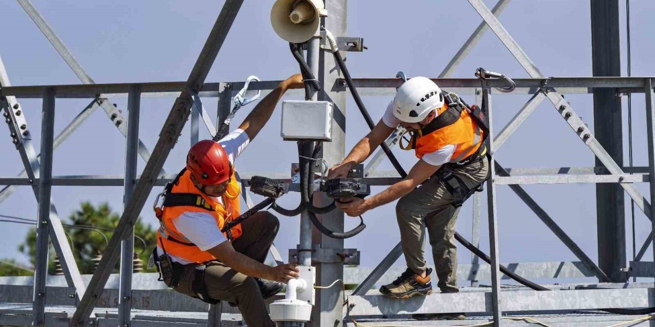 İzmir’de afetlere karşı telsiz sistemi güçlendirildi