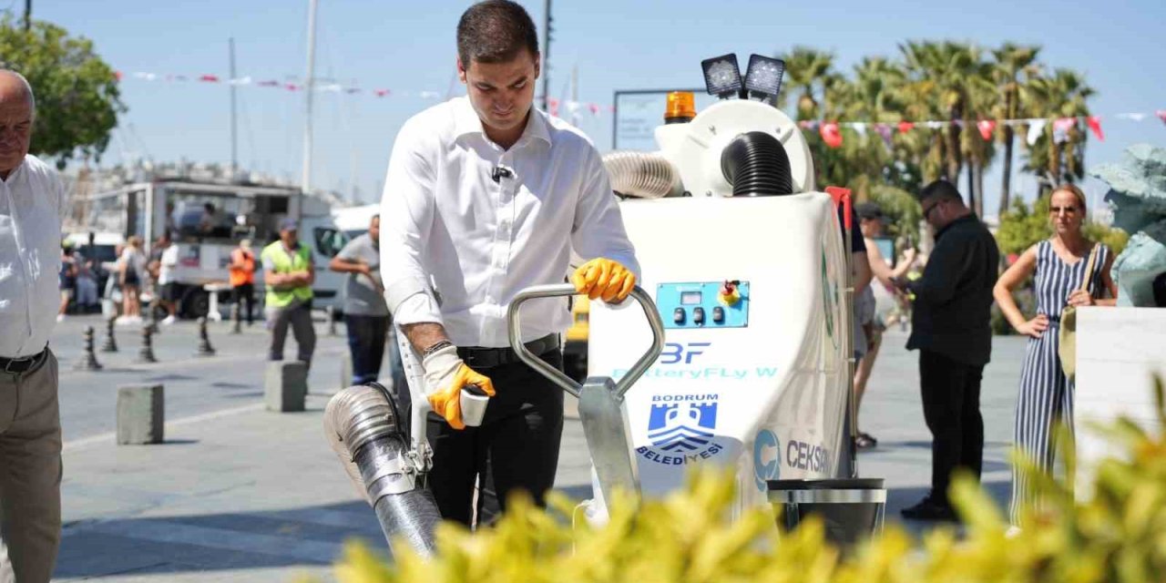 Bodrum’da yeni nesil elektrikli yol süpürme araçları hizmete girdi