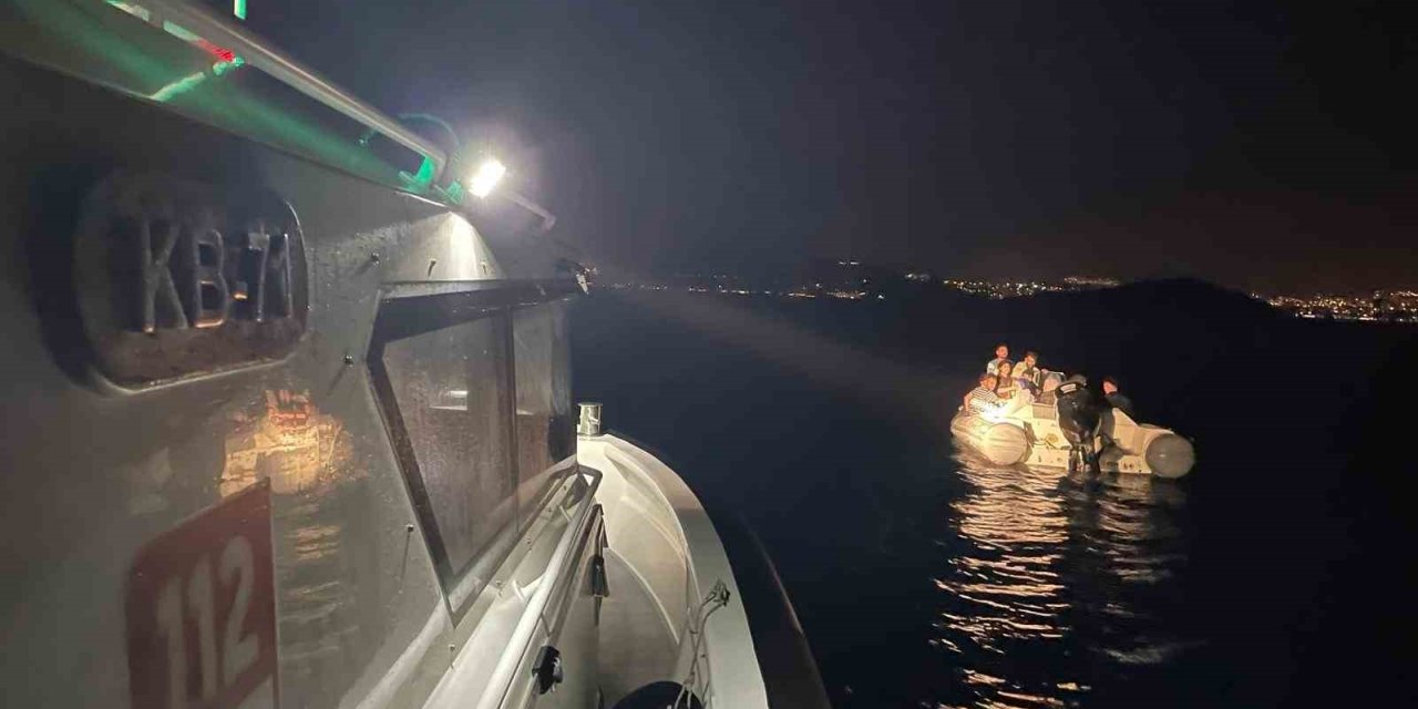 Bodrum’da 20 düzensiz göçmen kurtarıldı