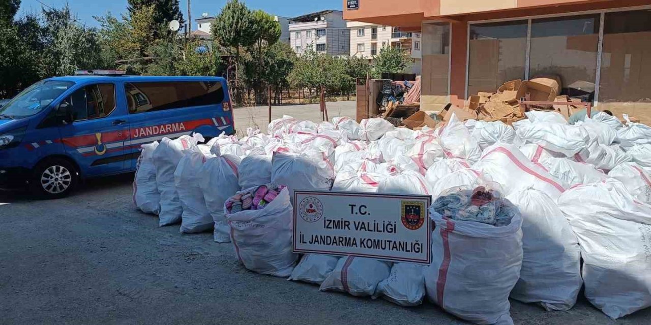İzmir’de taklit ürün operasyonu