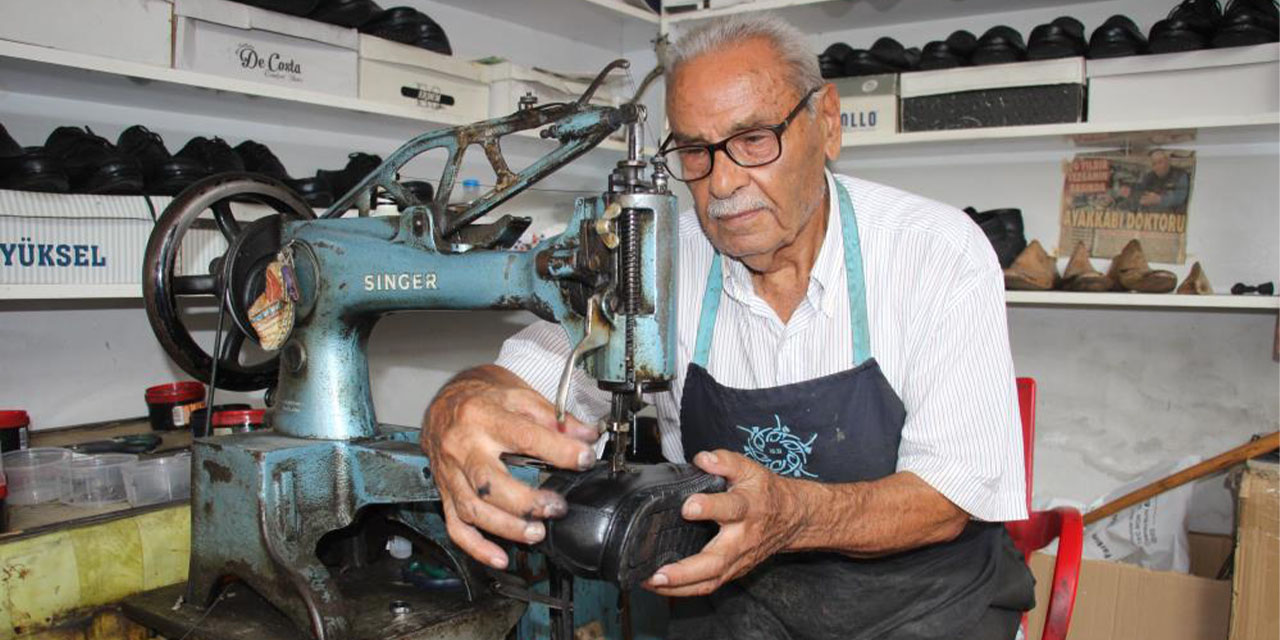 Nail Usta, 75 yıldır baba mesleğini yapıyor
