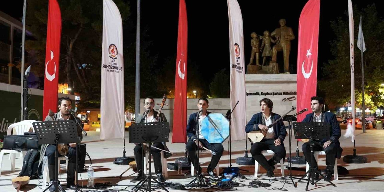 Miryokefalon Zaferinin 849. yıldönümü Çivril’de halk konseriyle kutlandı