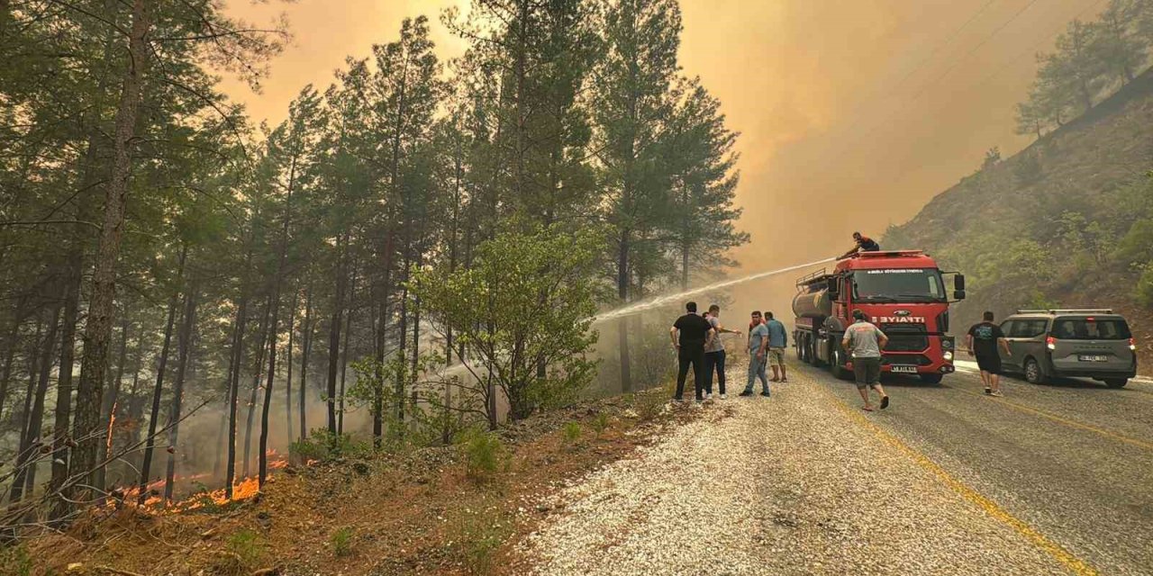Köyceğiz’de 108 ev tahliye edildi