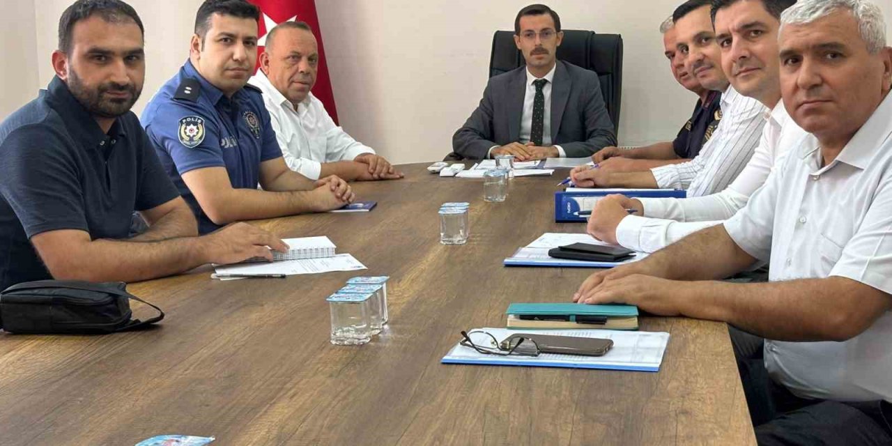 Bozdoğan’da Sokak Hayvanları İzleme ve Değerlendirme Kurulu Toplantısı yapıldı