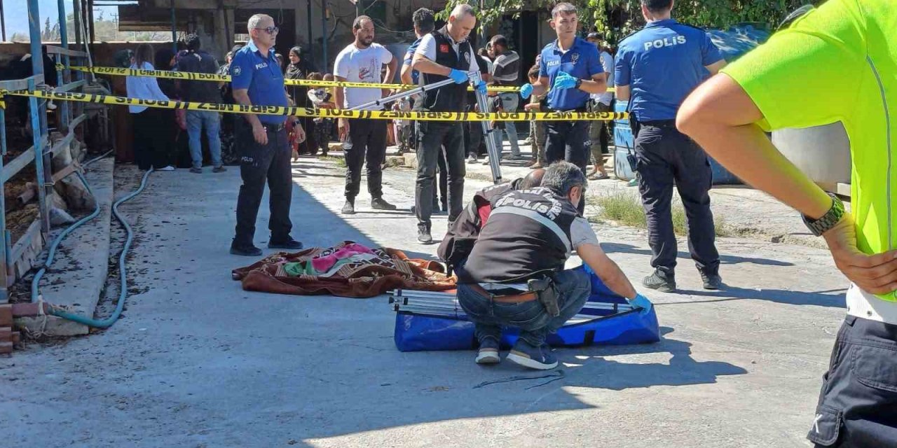 Süt toplama kamyonunun altında kalan çocuk hayatını kaybetti