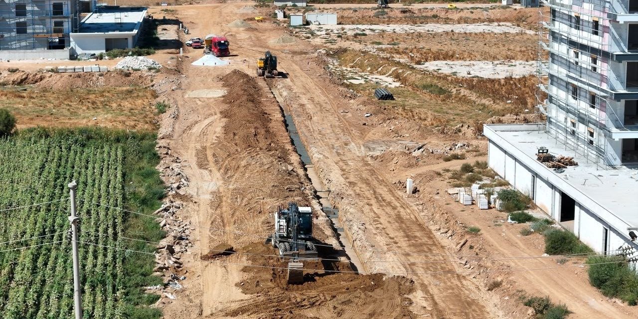 Aydın’da yol yapım ve yenileme çalışmaları tüm hızıyla sürüyor