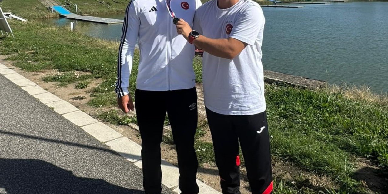 Köyceğizli Karahan’dan çifte şampiyonluk