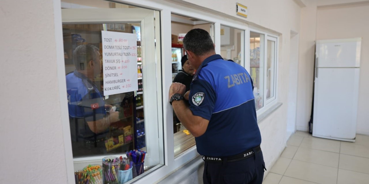 Çivril Belediyesi öğrencilerin sağlığını korumak için kantin denetimlerini sürdürüyor