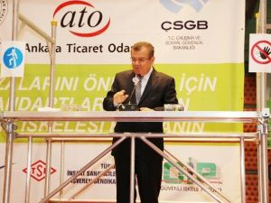 İnşaat İskelesinde Seminer