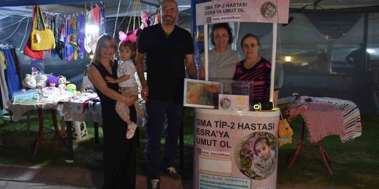 Başkan Zencirci, festival alanındaki stantları gezdi