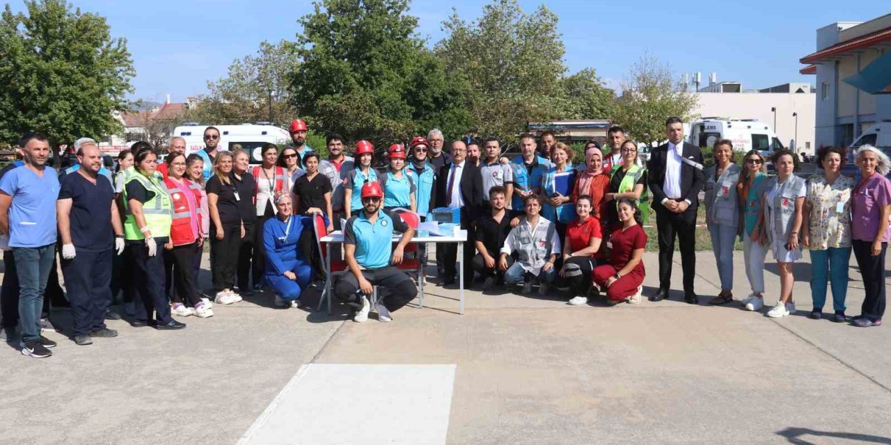 Fethiye Devlet Hastanesi’nde Afet Tatbikatı gerçeğini aratmadı