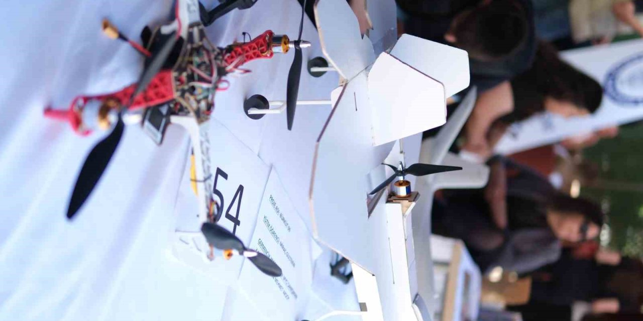 Özel Aydın Yüksek Teknoloji Koleji, Erasmus desteğiyle öğrencilerini geleceğin mesleklerine hazırlıyor