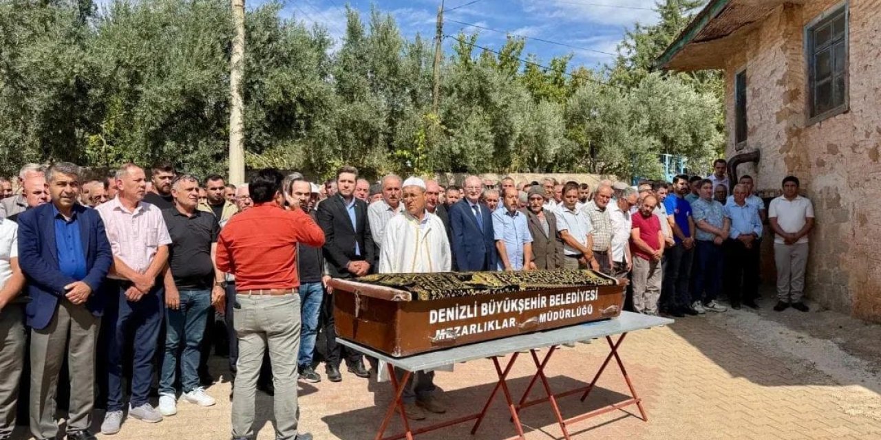 Başkan Tatık’ın dedesi son yolculuğuna uğurlandı