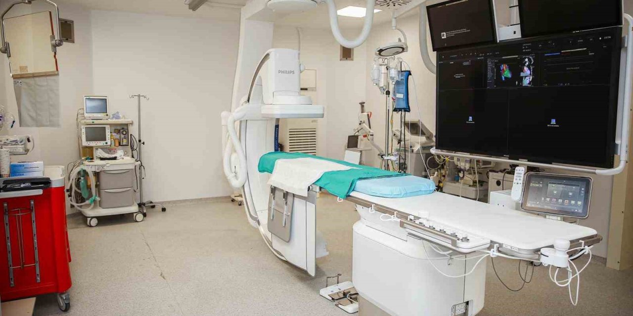 ADÜ’de Yeni Nesil Anjiyografi Cihazı hizmete girdi