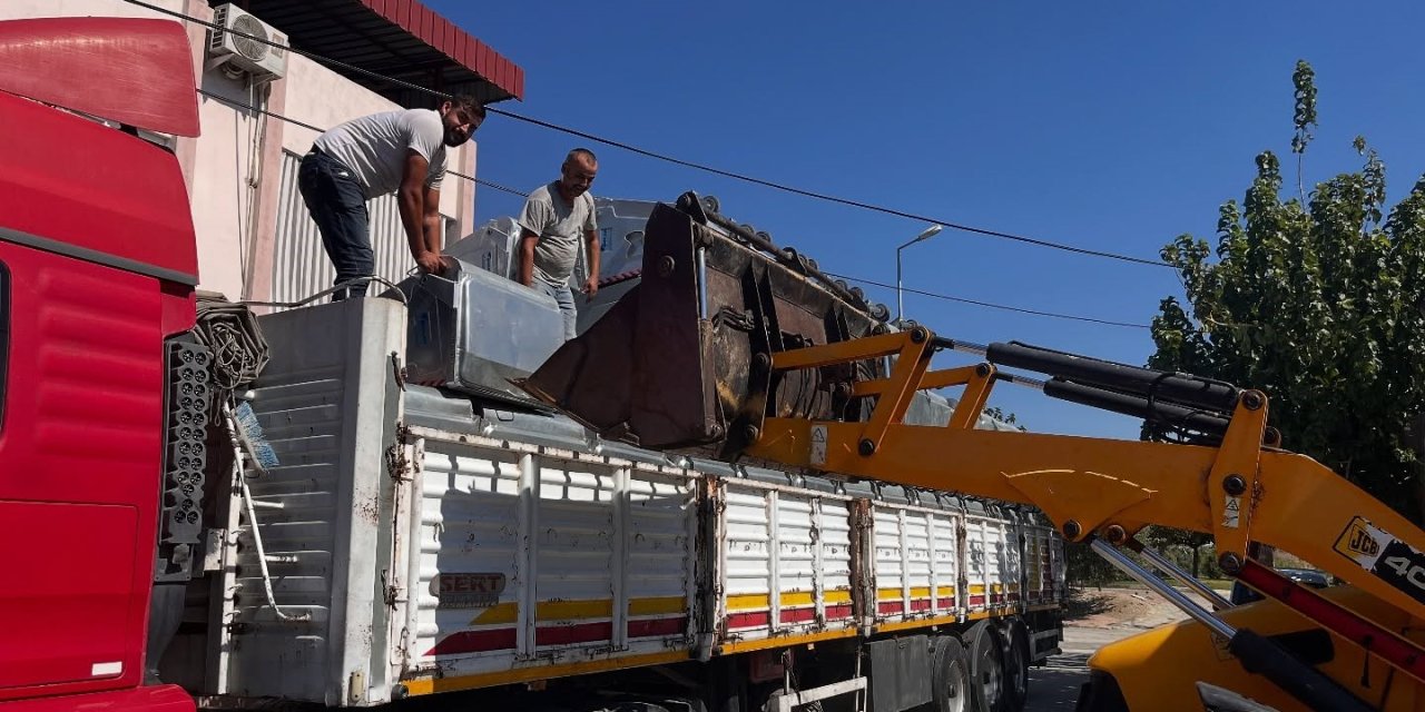 Buharkent Belediyesi’ne 130 yeni çöp konteyneri