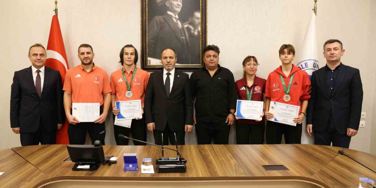 Üniversiteli gençler 2025 EUSA Avrupa Oyunlarından 3 madalyayla döndü