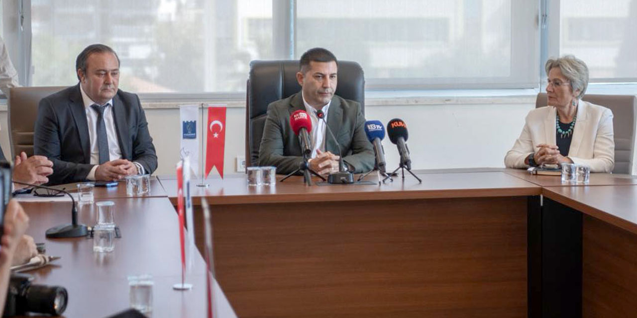 Başkan Ömer Günel: “Yeni hizmet binamız için projeler yarışacak”