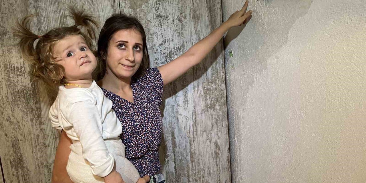 Kuraklık yaşayan İzmir’de, boşa akan sular evlere hasar verdi