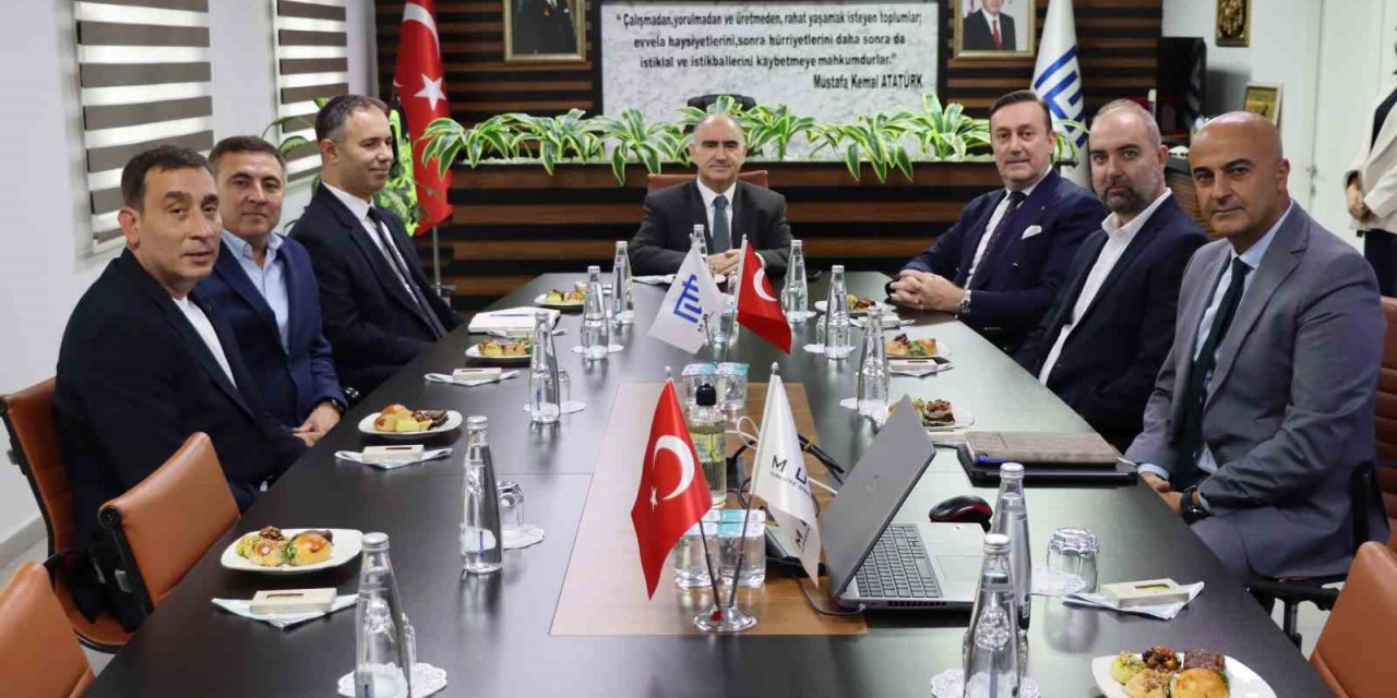 Vali Özkan’dan Muradiye OSB’deki yatırımlara inceleme