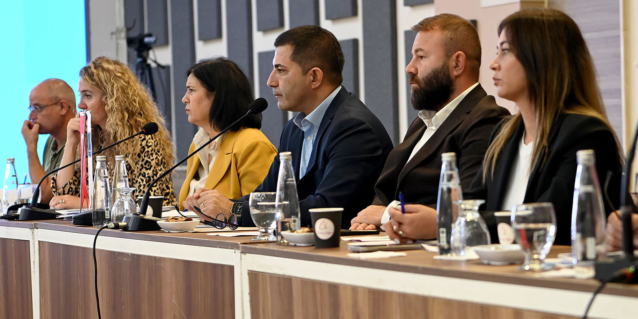 Kuşadası Belediyesi’nin ekim ayı meclisine ‘sosyal belediyecilik’ damga vurdu