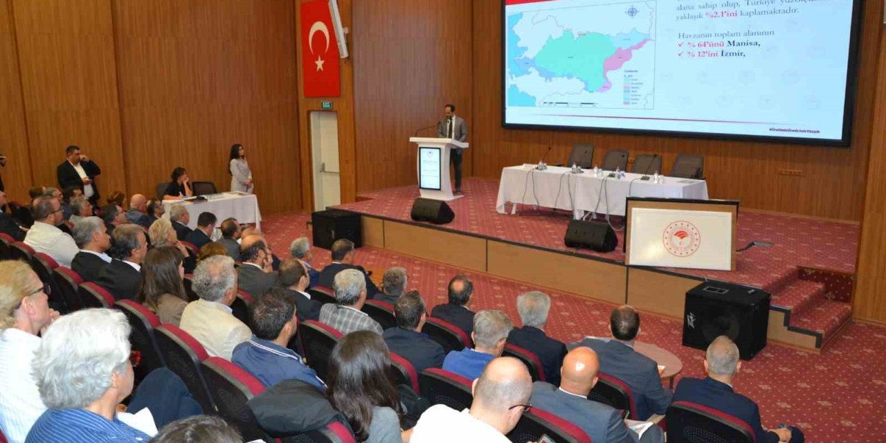 ’Gediz Havza Su Kurulu’ toplantısında su yönetimi ve kuraklık masaya yatırıldı