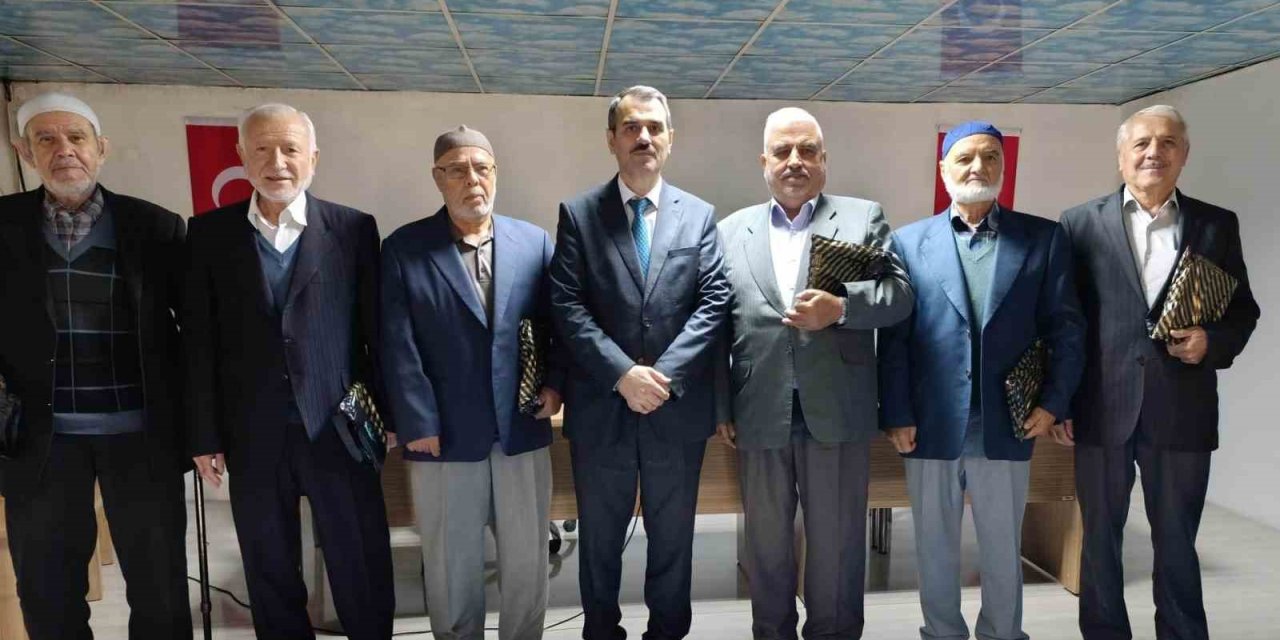 Selendi’de emekli imamlar unutulmadı