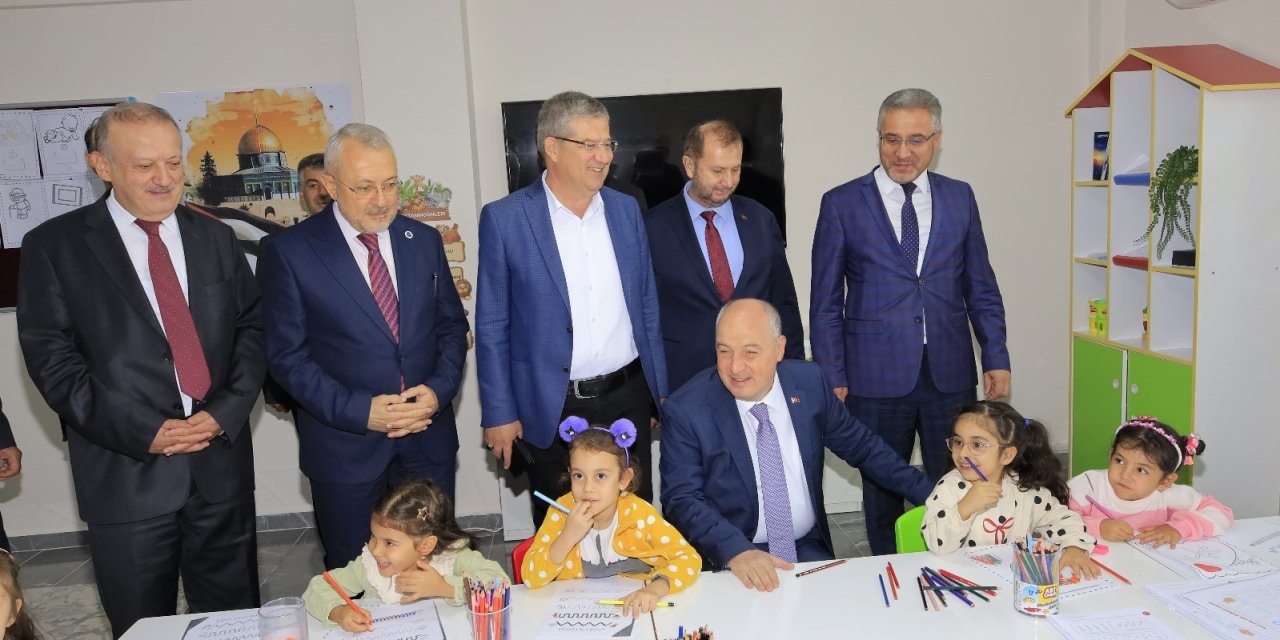Denizli’de 4-6 yaş Kur’an Kursu ve Gençlik Merkezi hizmete açıldı