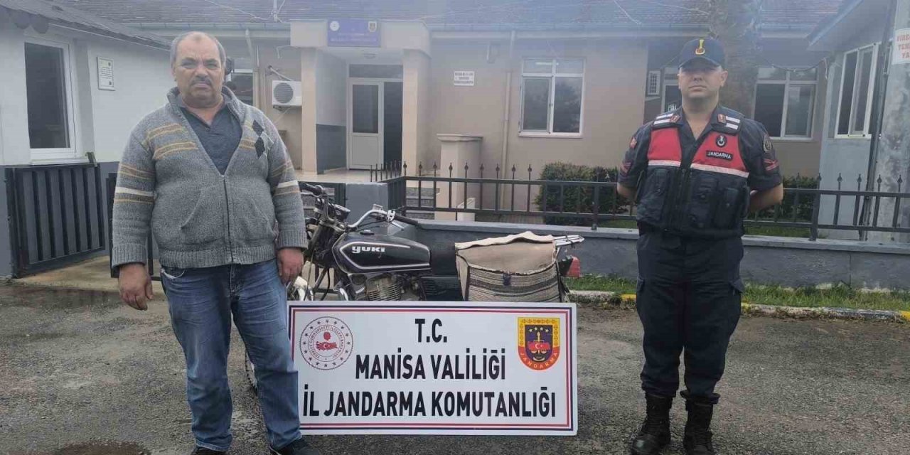 Salihli’de plakasız motosiklet çalıntı çıktı