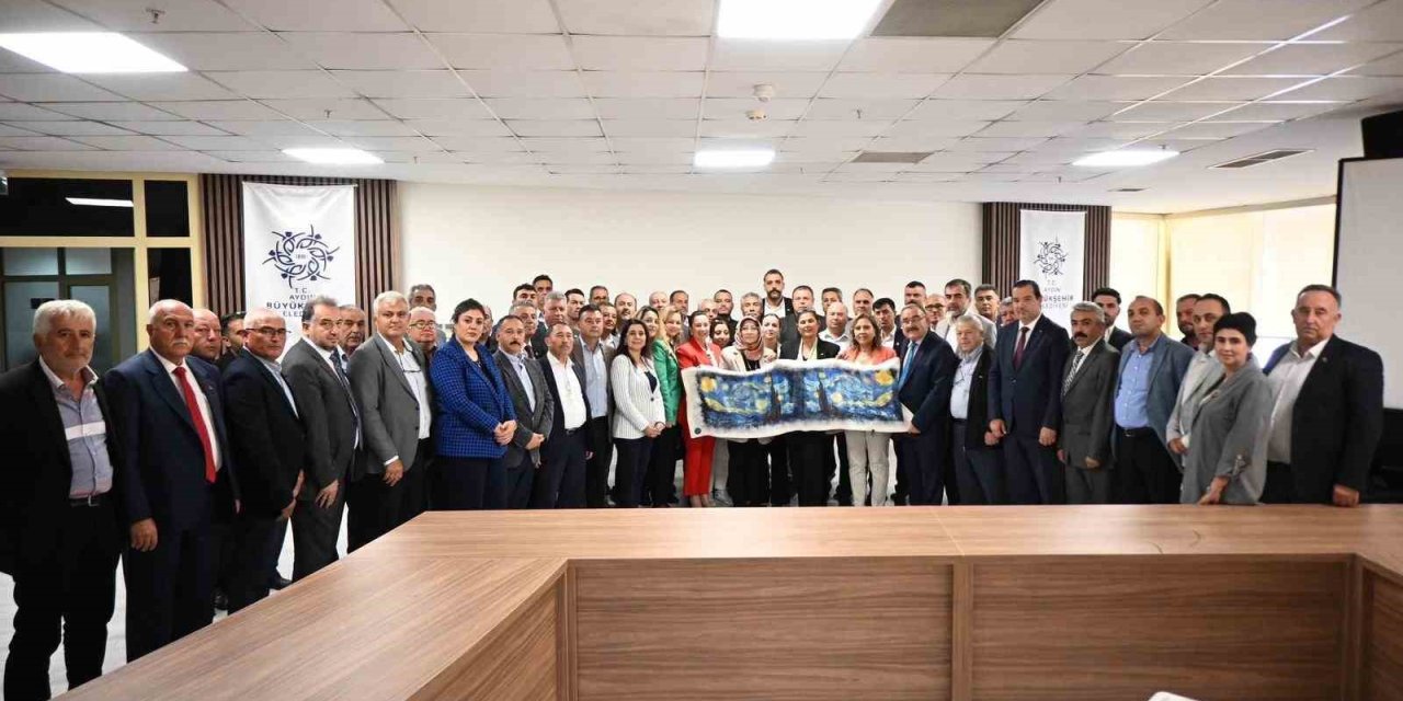 Başkan Çerçioğlu Efelerli muhtarlar ile bir araya geldi