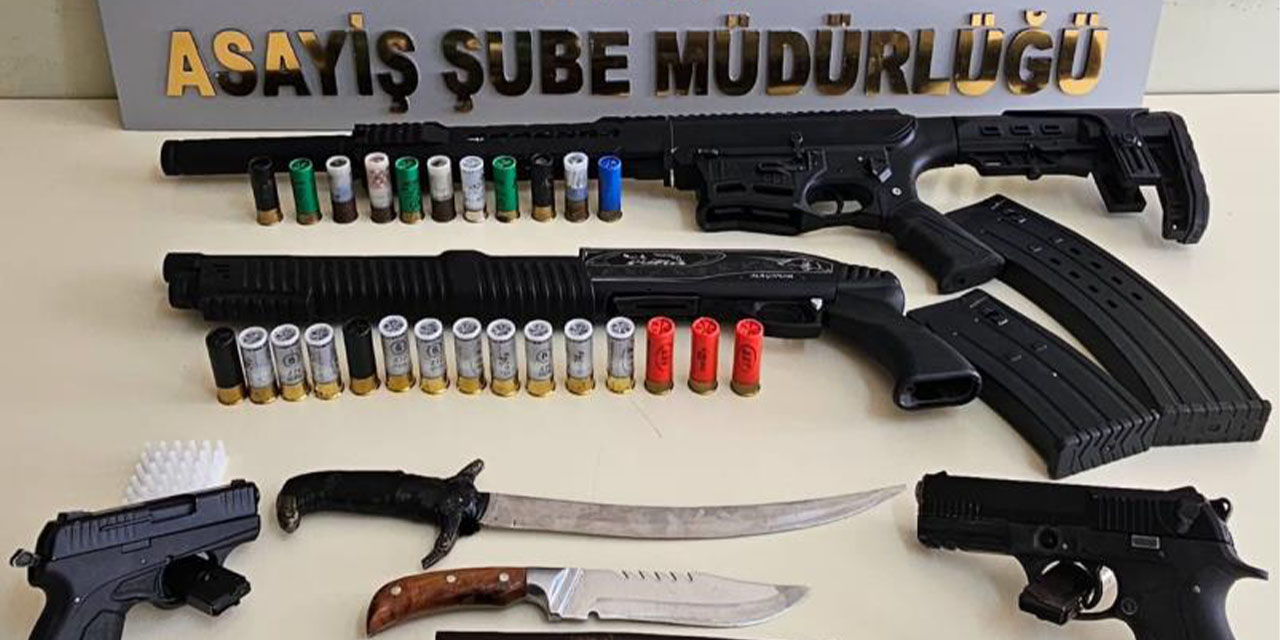 Efeler’de sosyal medyadan silah paylaşan 6 kişi yakalandı