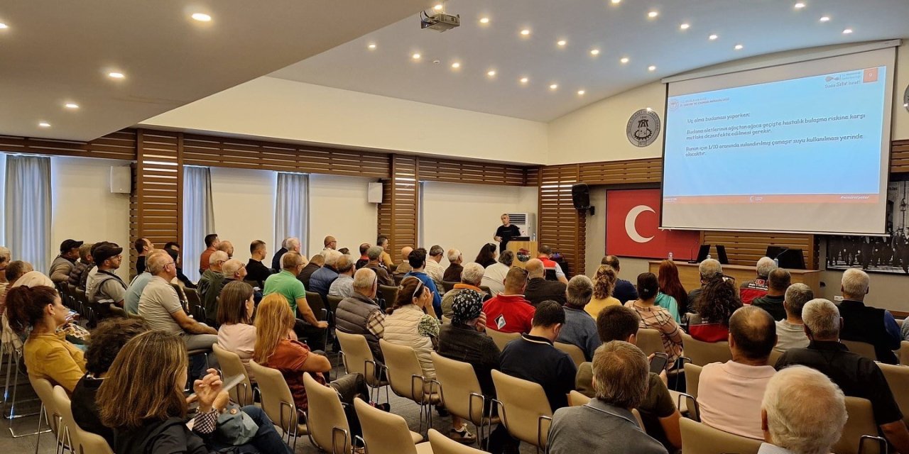 Muğla’da budama eğitimleri hız kesmiyor