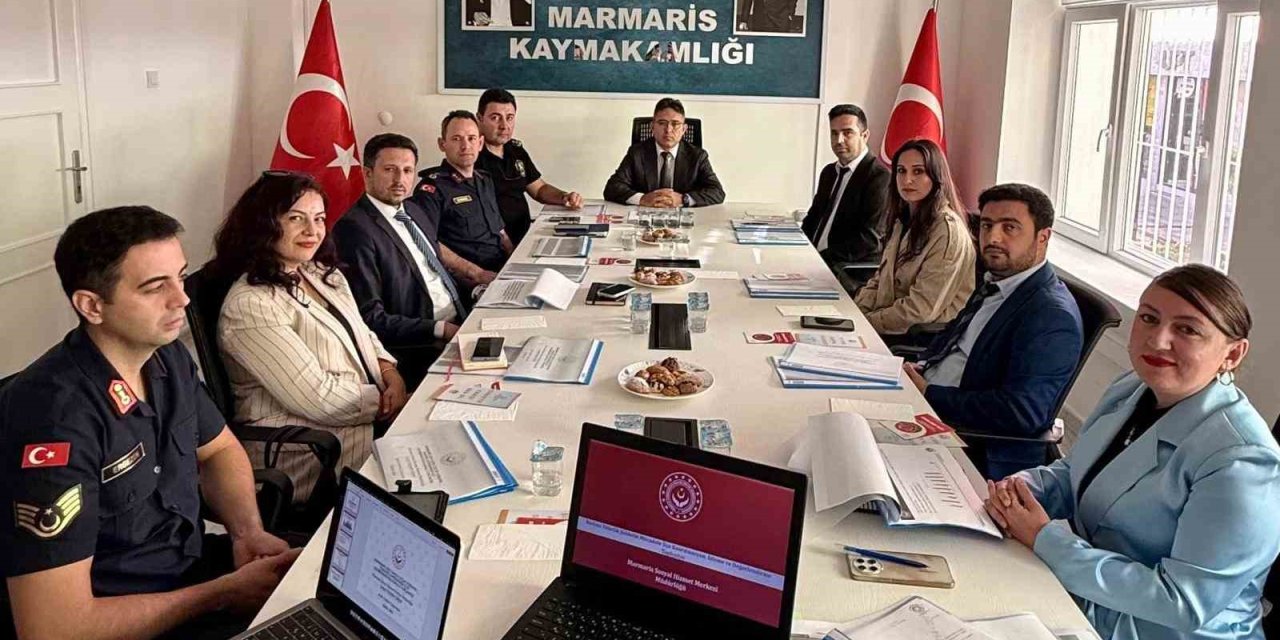 Marmaris’te kadına yönelik şiddetle mücadele ve çocuk koruma toplantısı yapıldı