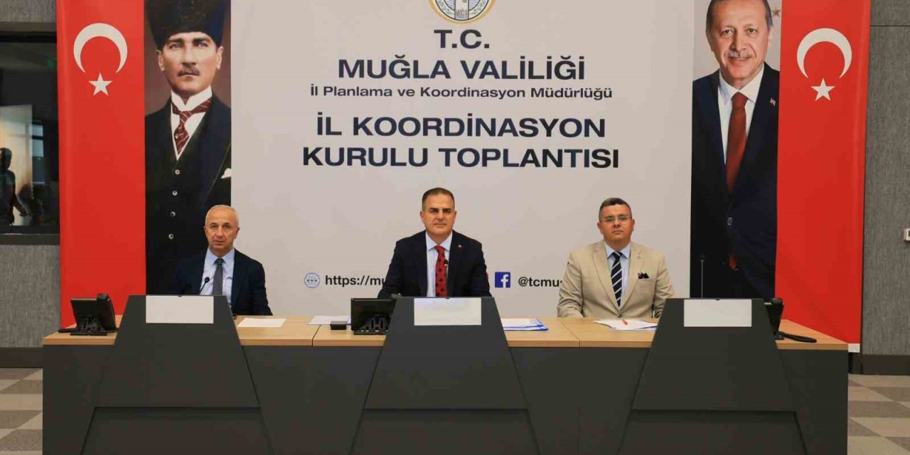 Vali Akbıyık’tan eski tip sürücü belgesi uyarısı