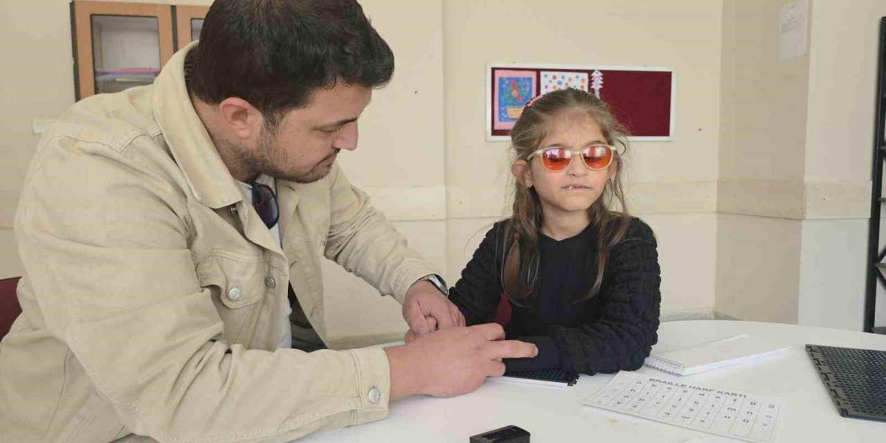 Kalbi küçük, azmi büyük: Defne’nin öğrenme mücadelesi ilham oldu